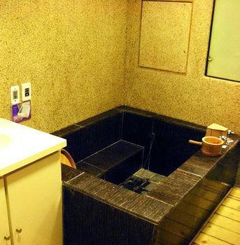 The Solas Hot Spring Resort Nantou Exteriör bild